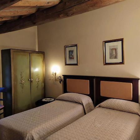 Agriturismo Il Gelso Traversetolo ภายนอก รูปภาพ