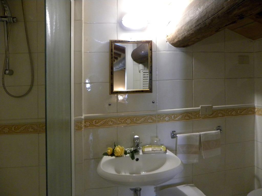 Agriturismo Il Gelso Traversetolo ภายนอก รูปภาพ