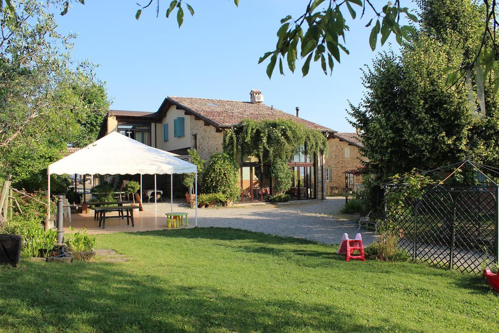 Agriturismo Il Gelso Traversetolo ภายนอก รูปภาพ